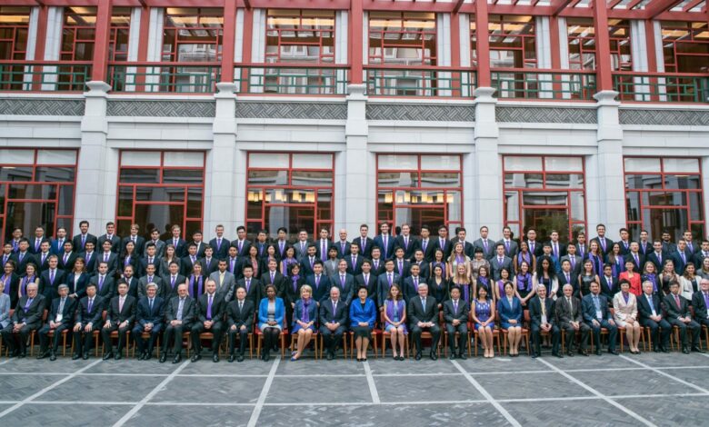 Apply for a fully-funded Schwarzman Scholars Masters program for international students to study in China